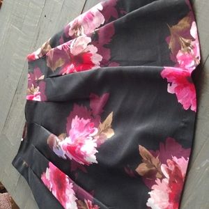 AMAZING VERSATILE BLACK FLORAL MIDI PLEATED SZ M SKIRT!🎉